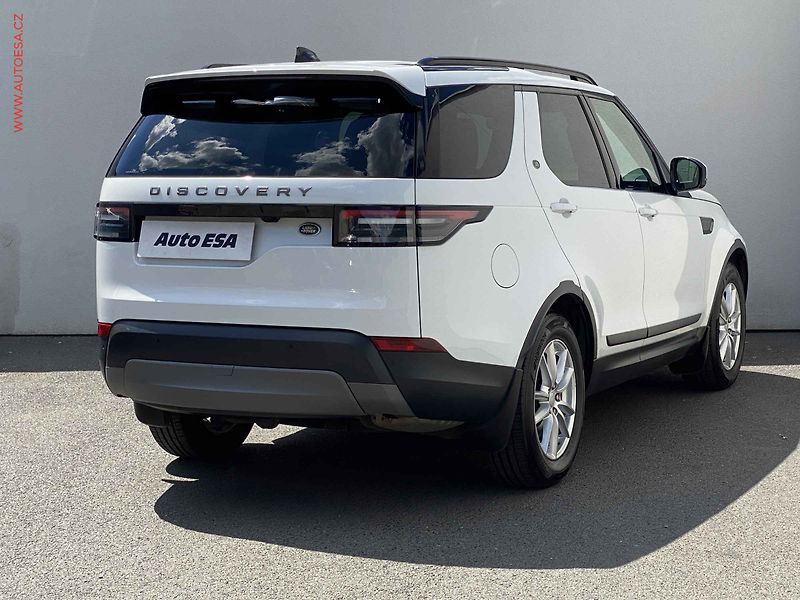 Land Rover Discovery (2017) 3.0 Tdv 6 4x4, ČR, AT, LED - fotka 4 z 21