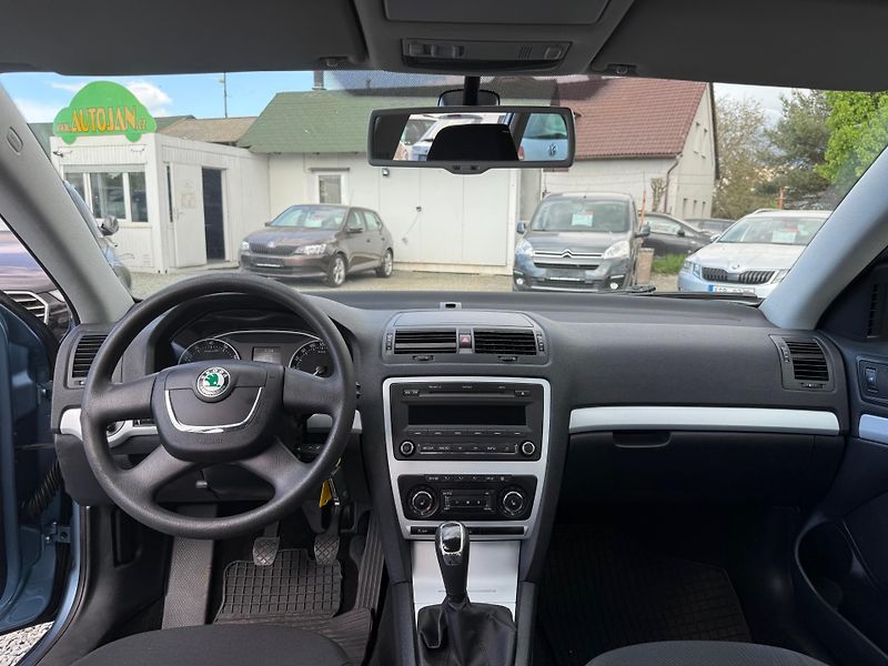 Škoda Octavia 1.4 TSI DIGIKLIMA TEMPOMAT - fotka 7 z 13