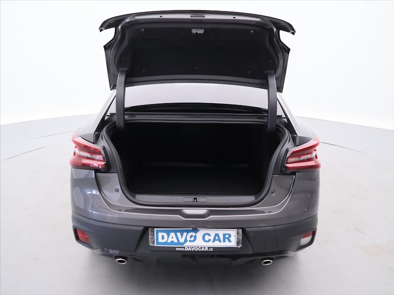 Citroën C4 X 1,2 PT 96kW CZ 1 Maj. Shine - fotka 9 z 32