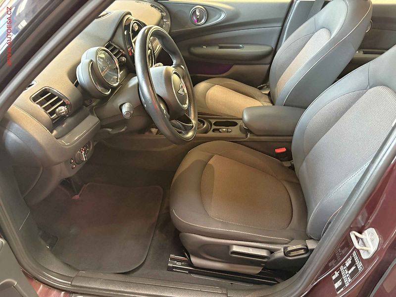 Mini Clubman (2017) 1.5i, Klima - fotka 9 z 14