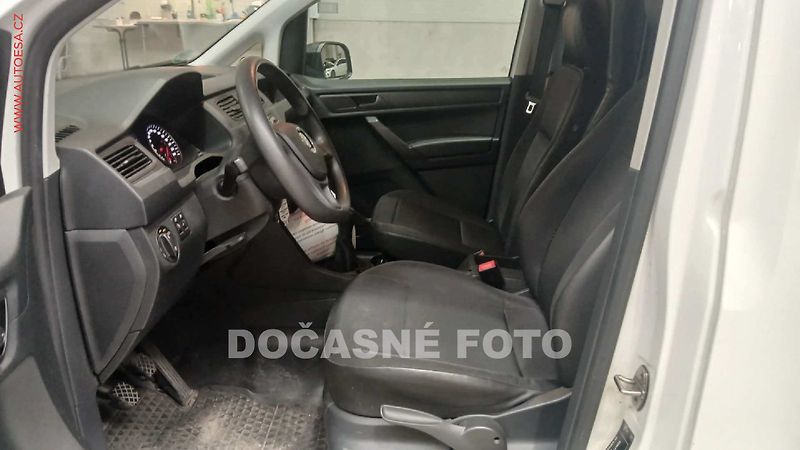 Volkswagen Caddy (2020) 2.0TDi MAXi, AC, +kola - fotka 9 z 10