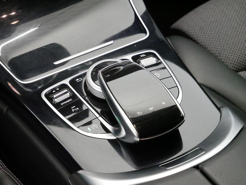 Mercedes-Benz Třídy C - fotka 26 z 29