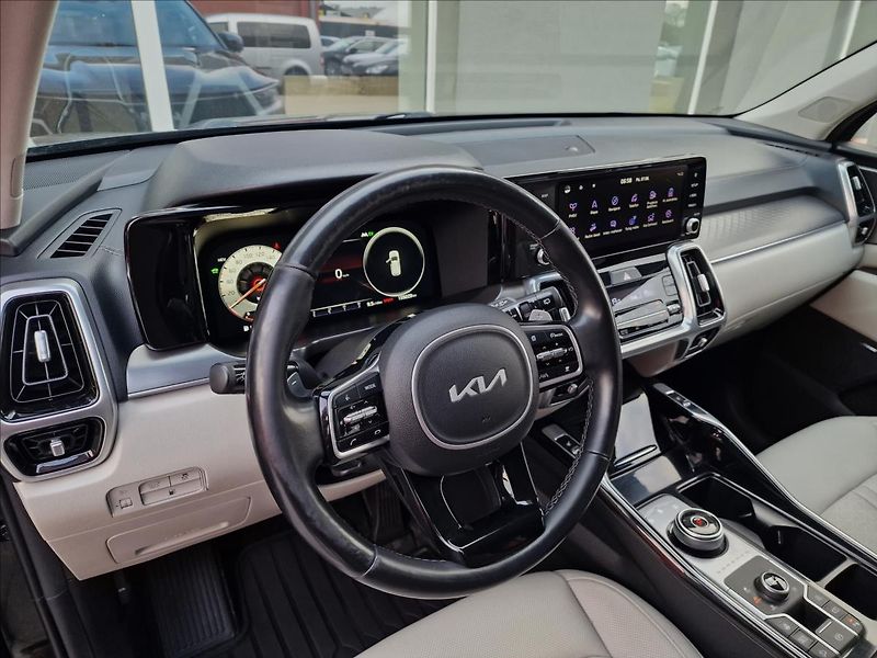 Kia Sorento 1.6T-GDi PHEV 4x4 Premium, ČR - fotka 20 z 50