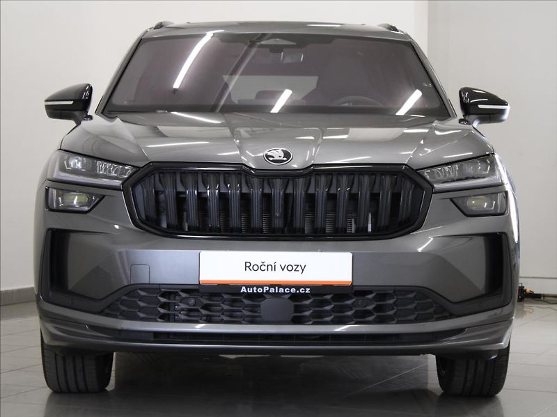 Škoda Kodiaq 2,0 TDi 4x4 Sportline PANO. TZ - fotka 2 z 27