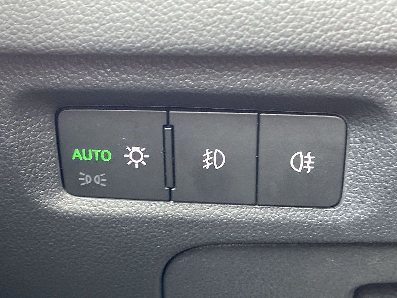 Škoda Octavia (2022) Combi 2.0 TDI 4x4 DSG Style+ - fotka 16 z 36