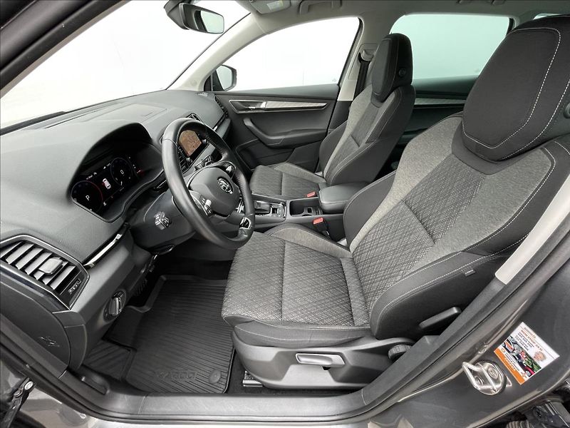 Škoda Karoq 2,0 TDI 4x4 DSG Style Plus LED - fotka 4 z 25