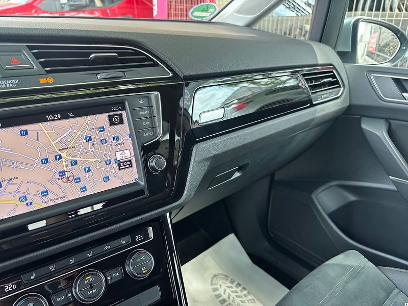 Volkswagen Touran 2.0TDi/2017/7MÍST.MAN6.110KW-Z - fotka 41 z 50