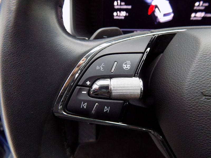 Škoda Kodiaq (2022) 2.0TDI/4x4/DSG/Full-LED/NAVI/ - fotka 28 z 48