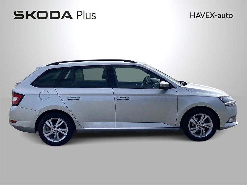Škoda Fabia (2022) Combi 1.0 TSI Ambition + - fotka 25 z 27