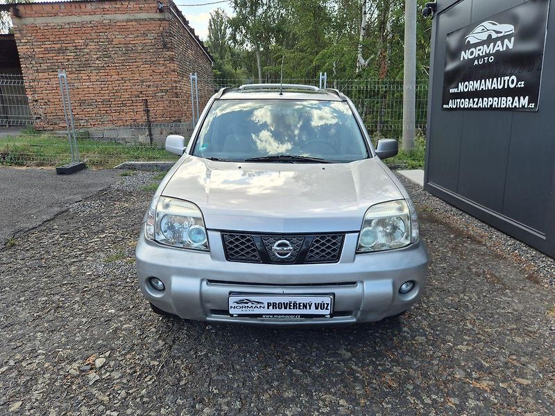 Nissan X-Trail 2.2dCi 100kW 4x4, tažné, webas - fotka 2 z 29