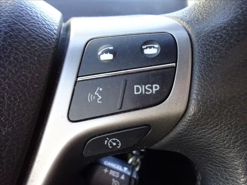 Toyota Verso 2.0 D-4D 7.MÍST - fotka 37 z 47
