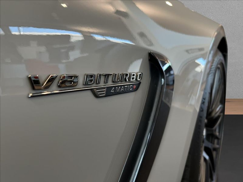 Mercedes-Benz AMG GT Mercedes 63 4MATIC+ - fotka 24 z 25