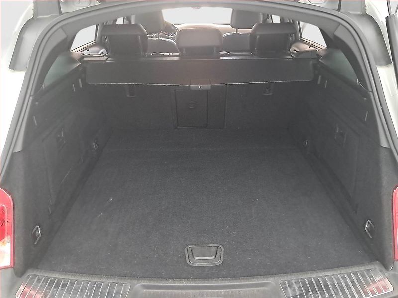 Opel Insignia (2016) 2.0 CDTI, Automat, Navi - fotka 14 z 17