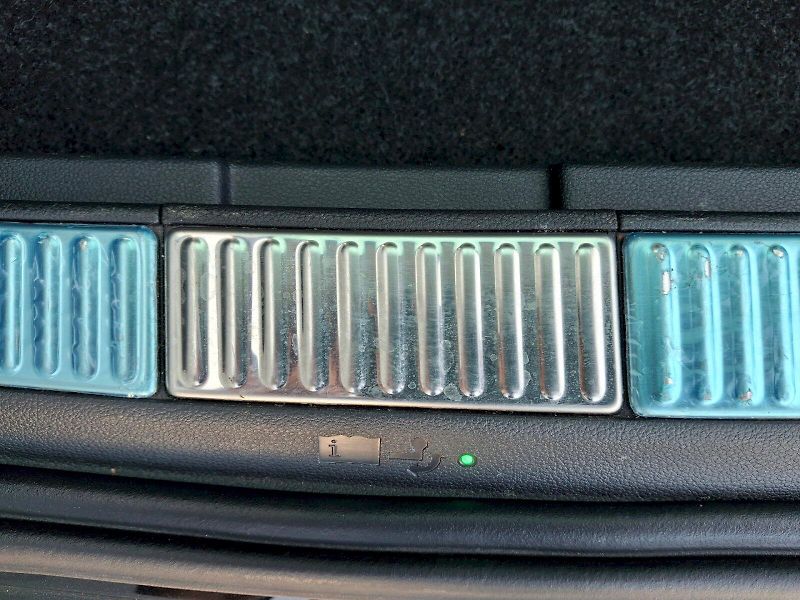 Škoda Superb (2024) Combi L&K DSG 4x4 2,0TSi 206kW - fotka 10 z 35