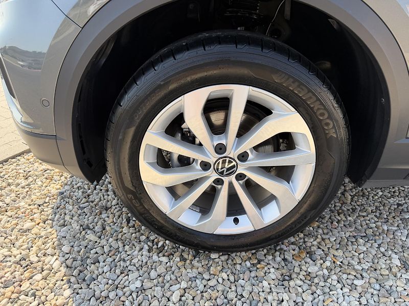 Volkswagen T-Roc 1,5 TSi/110kW LIFE - DSG,TZ,.. - fotka 56 z 64