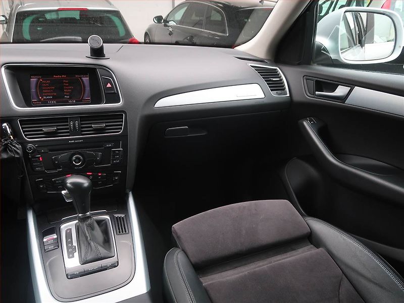 Audi Q5 (2009) 2.0 TFSI, 4X4, Automat - fotka 8 z 17