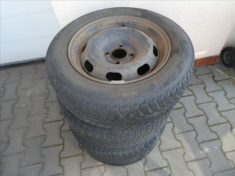 Citroën C3 1,2 i 60kW klima,závěs,2x kola - fotka 37 z 41