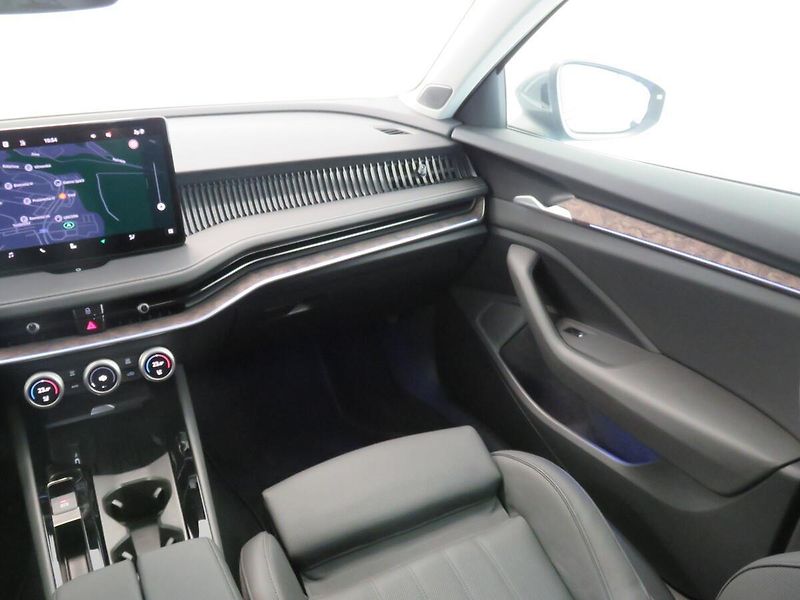 Škoda Superb - fotka 15 z 30