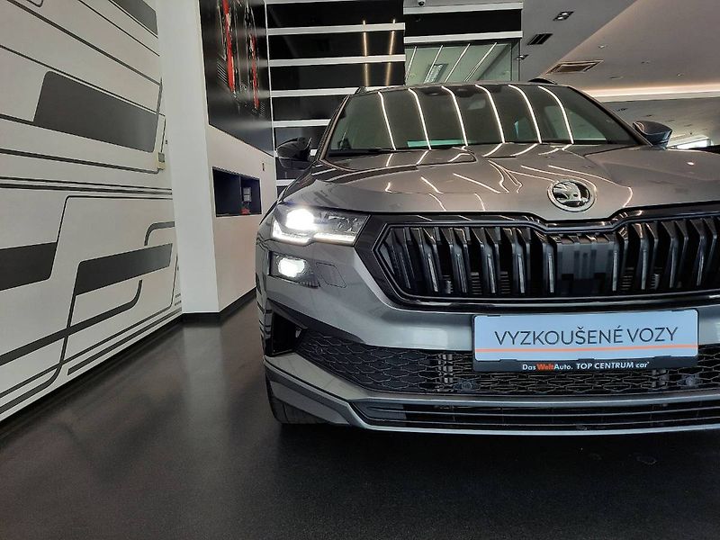 Škoda Karoq (2023) Sportline 2.0 TDI 4x4 (110kW/1 - fotka 28 z 30