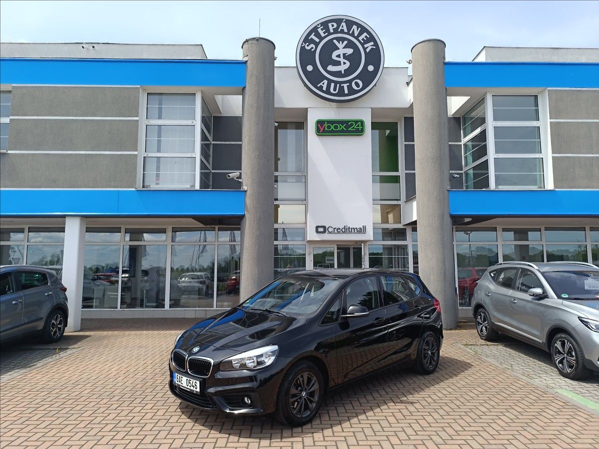 BMW Řada 2 1,5 218i Automat Active tourer