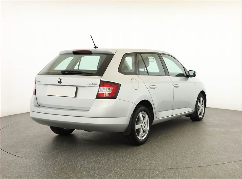 Škoda Fabia (2016) 1.4 TDI, Tempomat - fotka 5 z 14