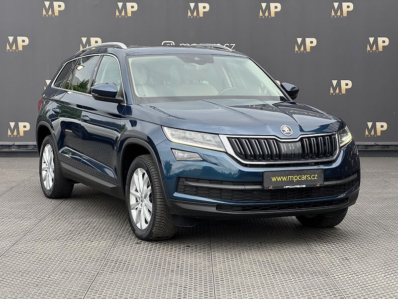 Škoda Kodiaq (2018) 2.0TSi DSG 4X4 Style, ACC PANO - fotka 3 z 53
