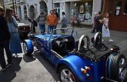 Nablýskané historické vozidla a motorky obsadily v neděli 19. května centrum Prostějova. 19.5. 2024