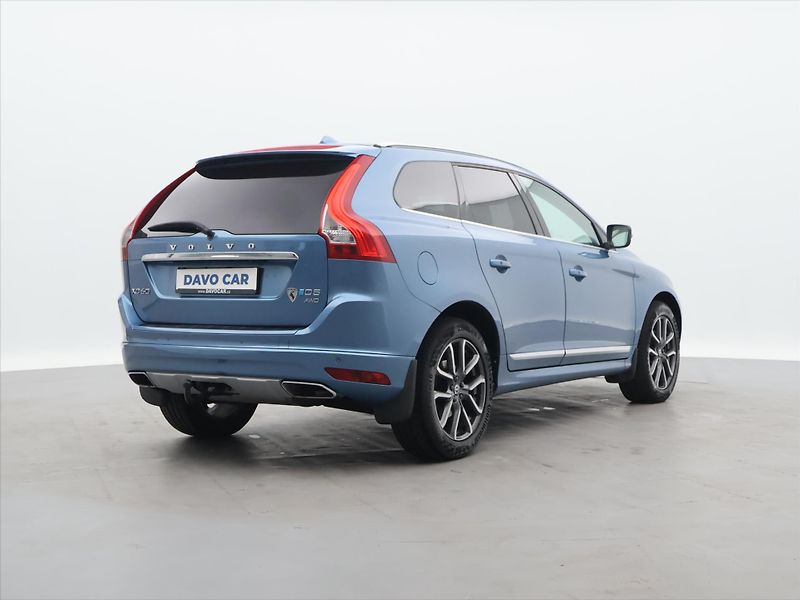 Volvo XC60 2,4 D5 169kW CZ Inscription - fotka 7 z 30