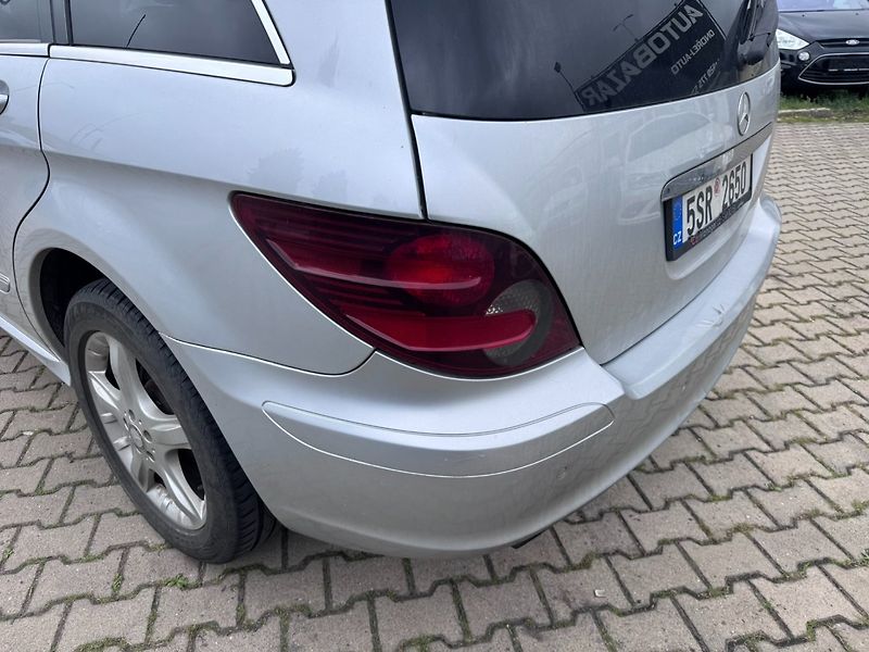 Mercedes-Benz Třídy R (2006) 320 CDI 4X4 165 KW STK - fotka 12 z 38