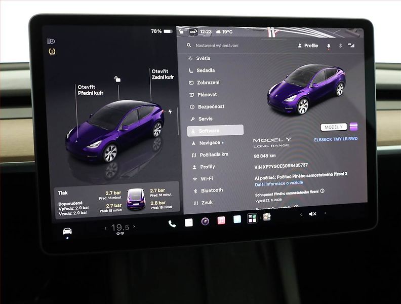Tesla Model Y (2024) Long Range RWD 79kWh, SoH 92% - fotka 9 z 22