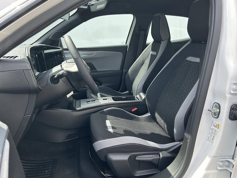 Opel Mokka (2026) Edition eDCT6 1,2 TURBO - fotka 6 z 10