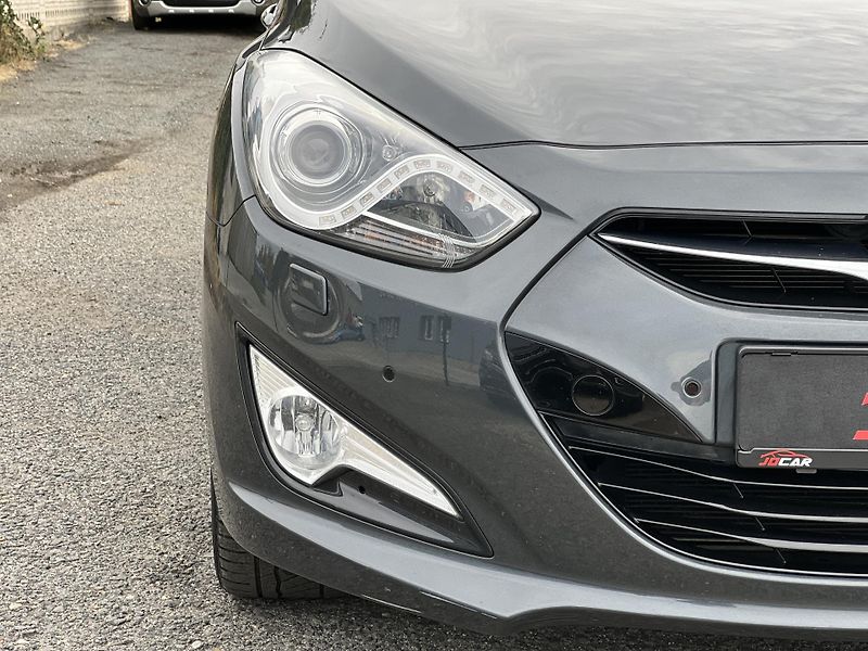 Hyundai i40 1.7CRDi NAVI KAMERA TEMPOMAT - fotka 40 z 46