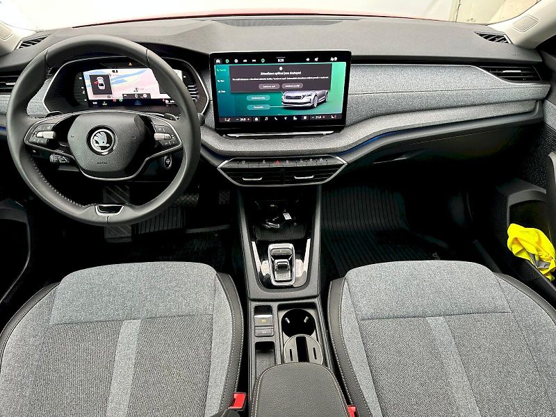 Škoda Octavia (2024) 1.5 TSI 110kW MHEV Top Selecti - fotka 5 z 25