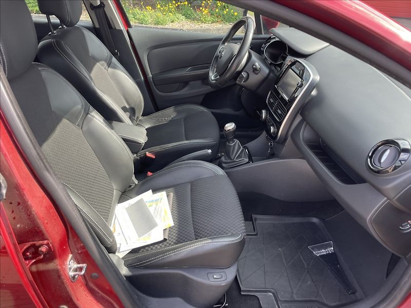 Renault Clio 1,5 DCi 66kw GPS polokůže 2sad - fotka 13 z 41