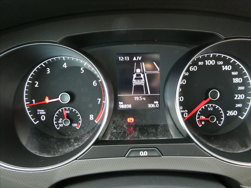 Volkswagen Golf Sportsvan 1,5 TSi 96kW Join,LED,navigace - fotka 31 z 44