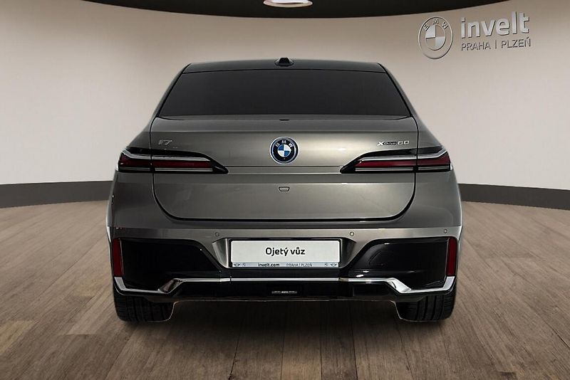 BMW i7 xDrive60 - fotka 4 z 29
