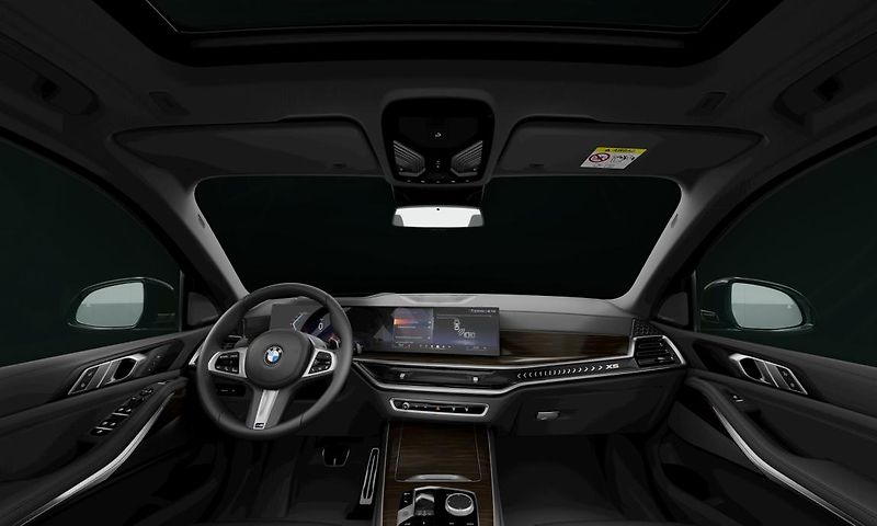 BMW X5 xDrive 30d - fotka 5 z 8