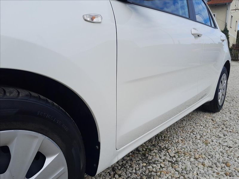Kia Rio 1,2i 61kW - fotka 13 z 44