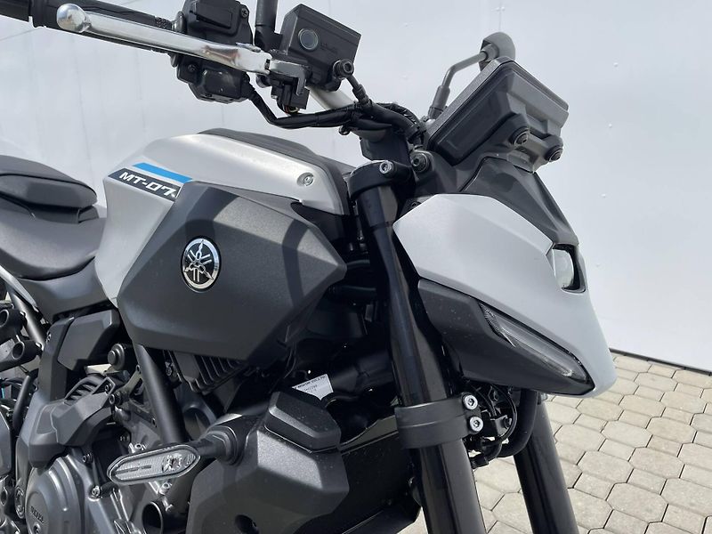 Yamaha MT-07 Y-AMT EU5+ - fotka 4 z 11