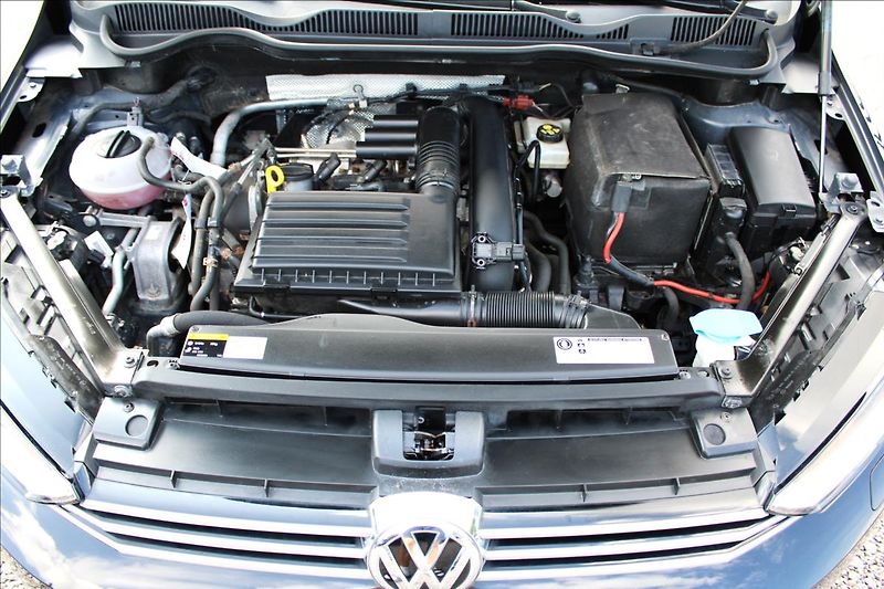 Volkswagen Golf Sportsvan 1,2 TSi 81kW LOUNGE, kamera - fotka 28 z 33