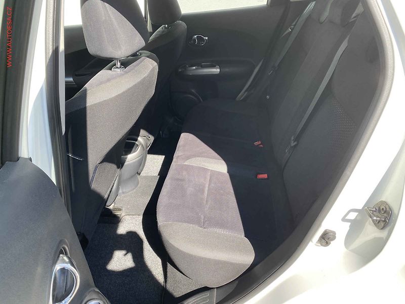 Nissan Juke (2013) 1.6, AT, navi, kamera - fotka 10 z 18