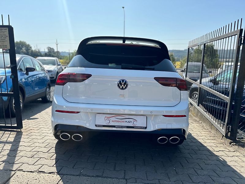 Volkswagen Golf (2021) R 235kW PANOR.NAVI,100%KM - fotka 5 z 24