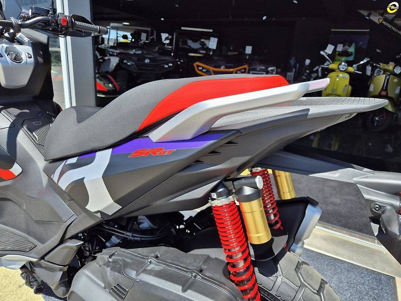 Aprilia (2026) SR GT 400 RALLY REPLICA - SKLA - fotka 13 z 46