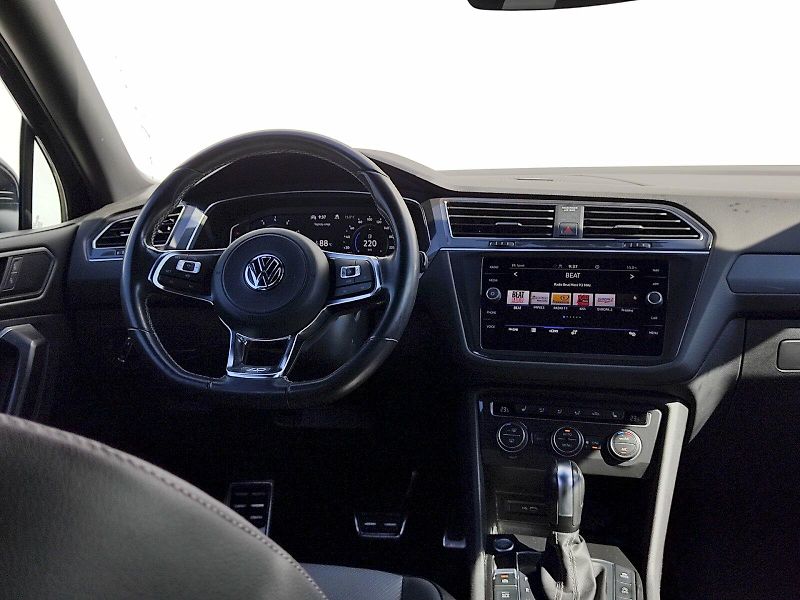 Volkswagen Tiguan Allspace (2021) 1,5 Tsi 110 Kw DSG R-Line - fotka 6 z 38