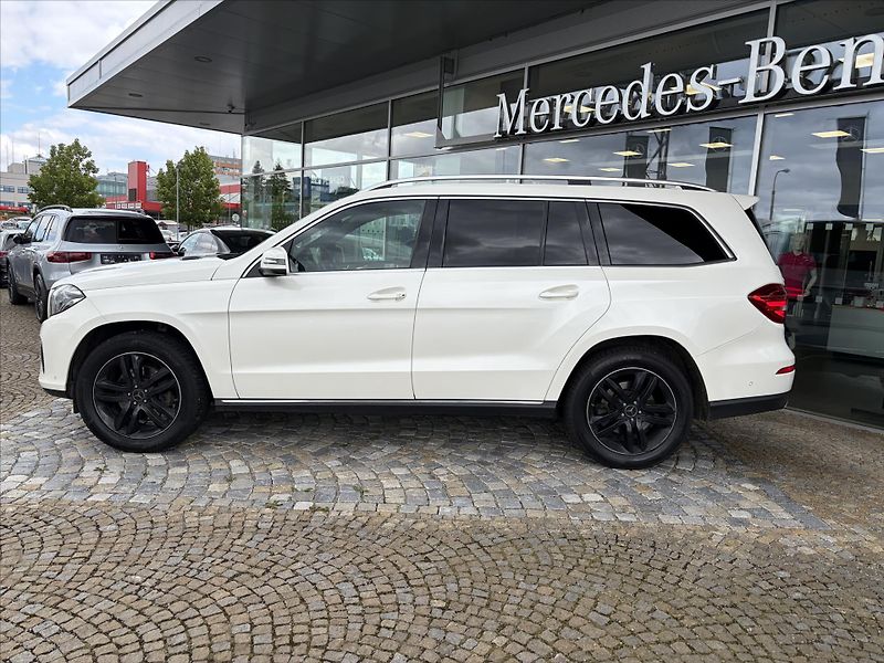 Mercedes-Benz GLS 350d 4M - fotka 2 z 24