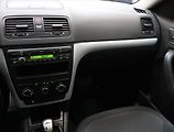 Škoda Yeti (2010) 1.2 TSI, Tempomat - náhled 8