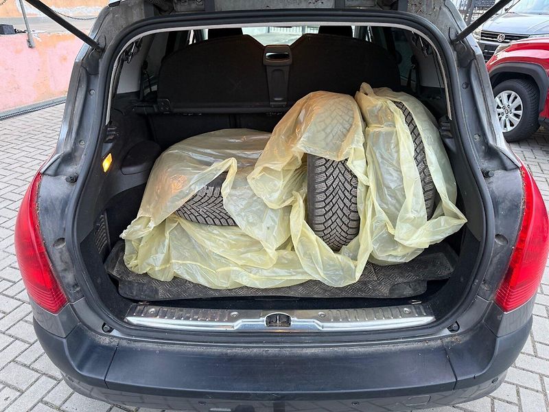 Peugeot 308 (2009) 1.6 HDI Kombi - fotka 9 z 10