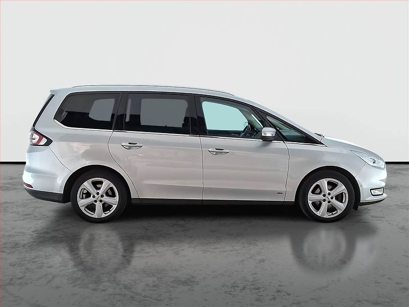 Ford Galaxy (2019) Titanium 2.0 EcoBlue, 4X4 - fotka 6 z 20