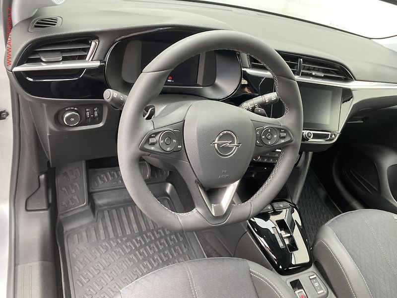 Opel Corsa (2023) 1.2T, Elegance, AT, LED - fotka 12 z 21