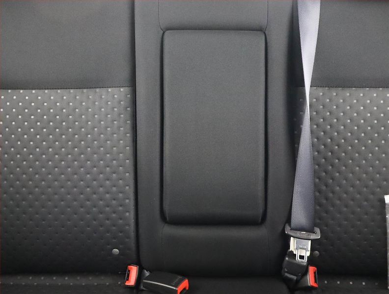 Mitsubishi ASX (2011) 1.8 DI-D MIVEC, 4X4 - fotka 10 z 17